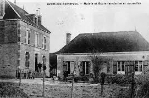 Mairie arrière - Ecole (ancienne et nouvelle)
