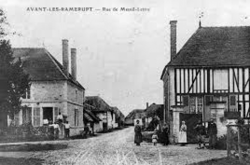 Rue de Mesnil-Lettre
